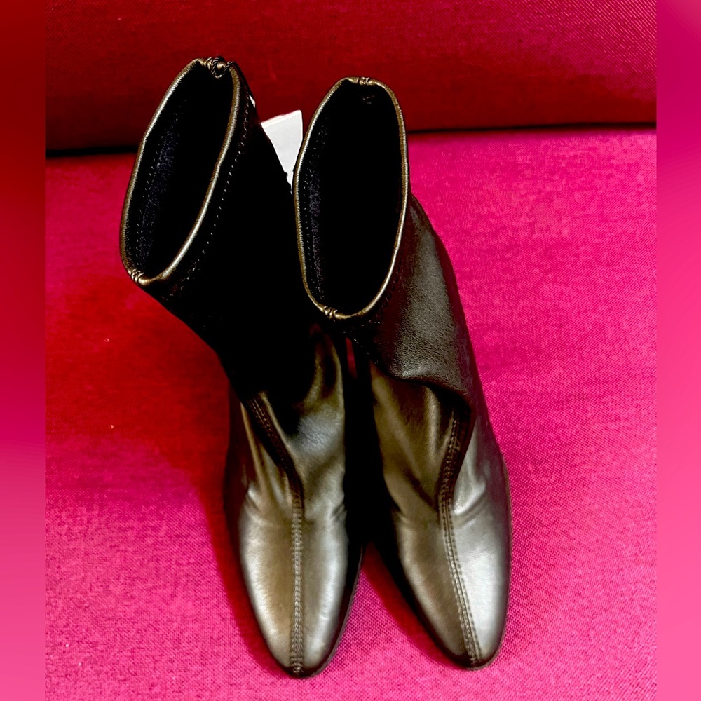 ZARA ANKLE HEELED BOOTIE SIZE 7.5 US or EU 38 - Picture 5 of 10